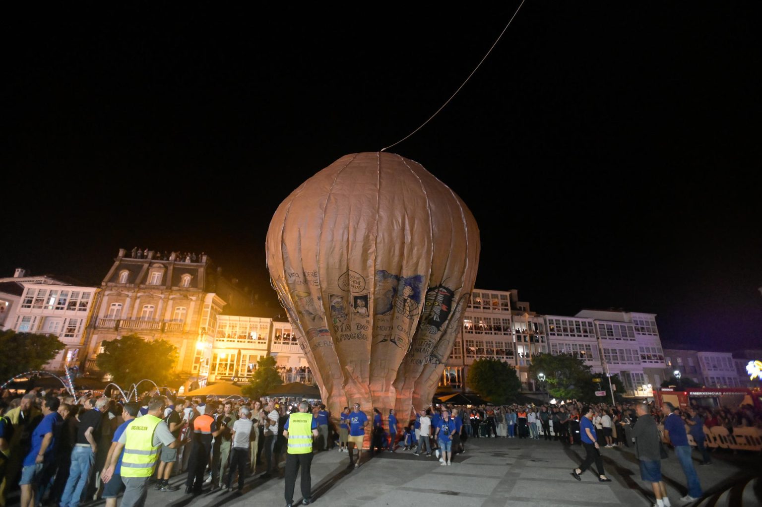 El globo de papel más grande del mundo presume de 150 años con un currículum intachablei